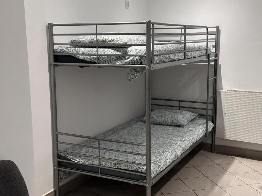 Golebia Hostel Poznan Ngoại thất bức ảnh